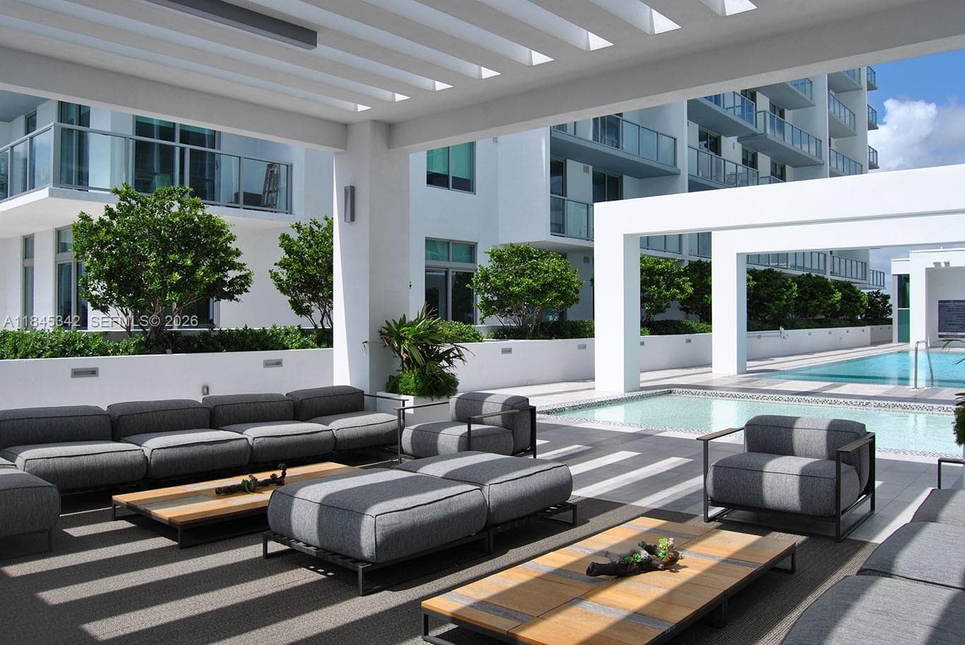 3900 Biscayne Blvd # 400, Miami FL 33137 — 32