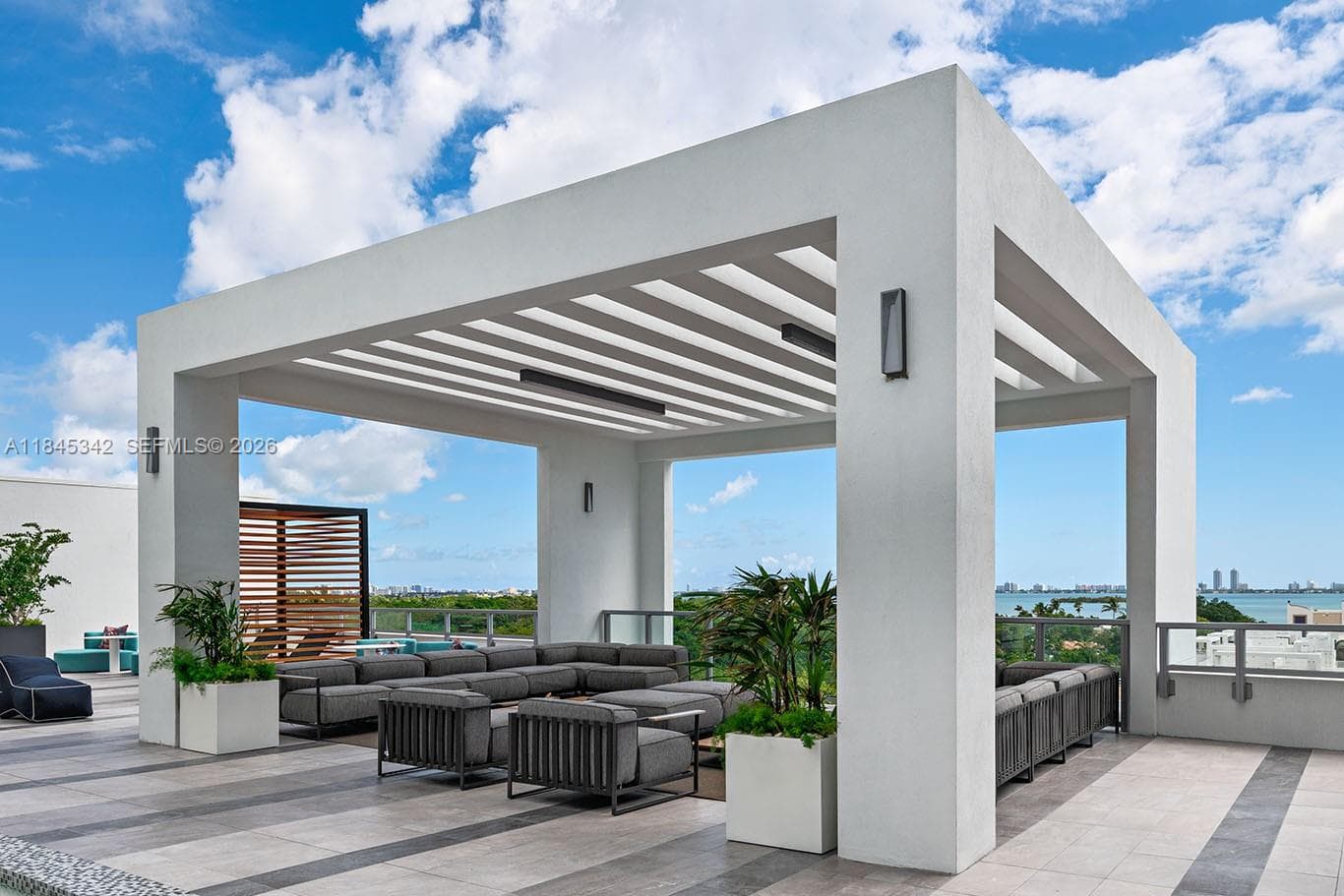 3900 Biscayne Blvd # 400, Miami FL 33137 — 30