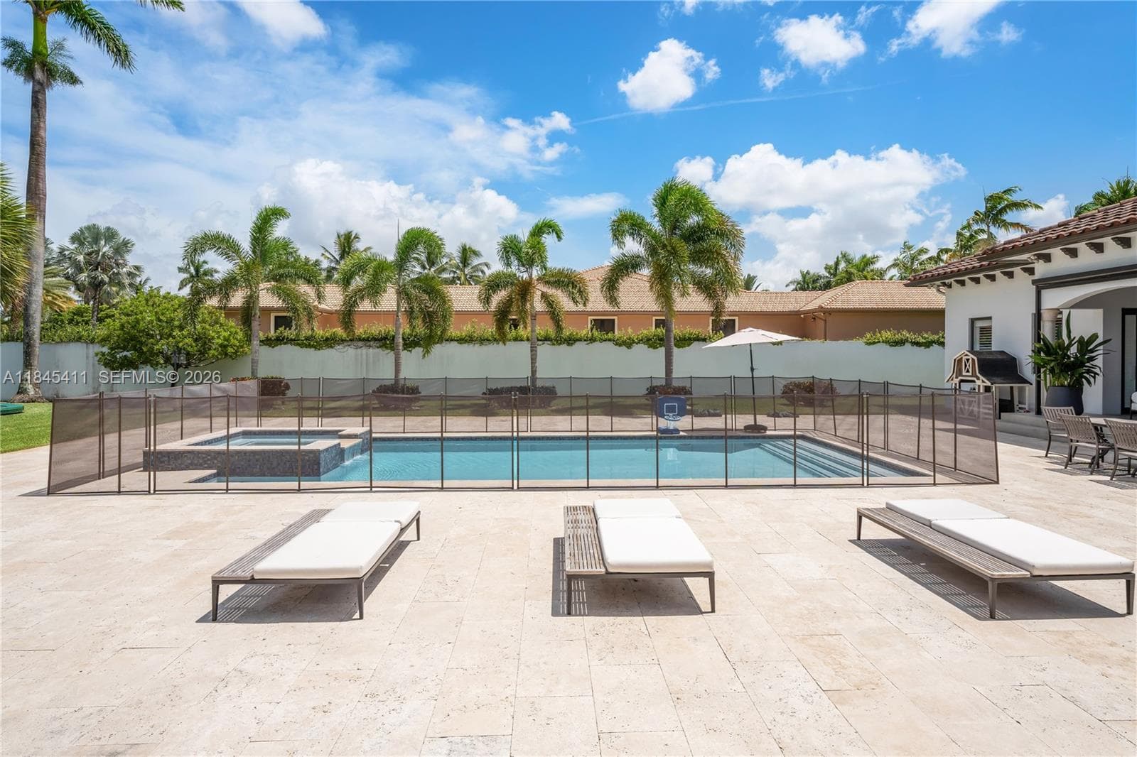 331 SW 124th Ave, Miami FL 33184 — 43