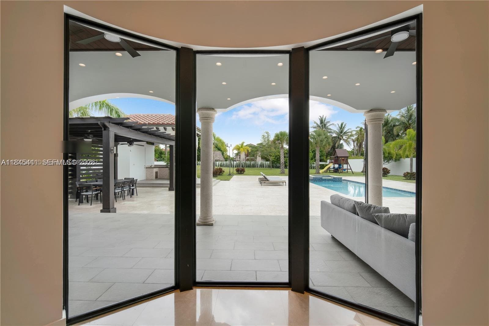 331 SW 124th Ave, Miami FL 33184 — 9