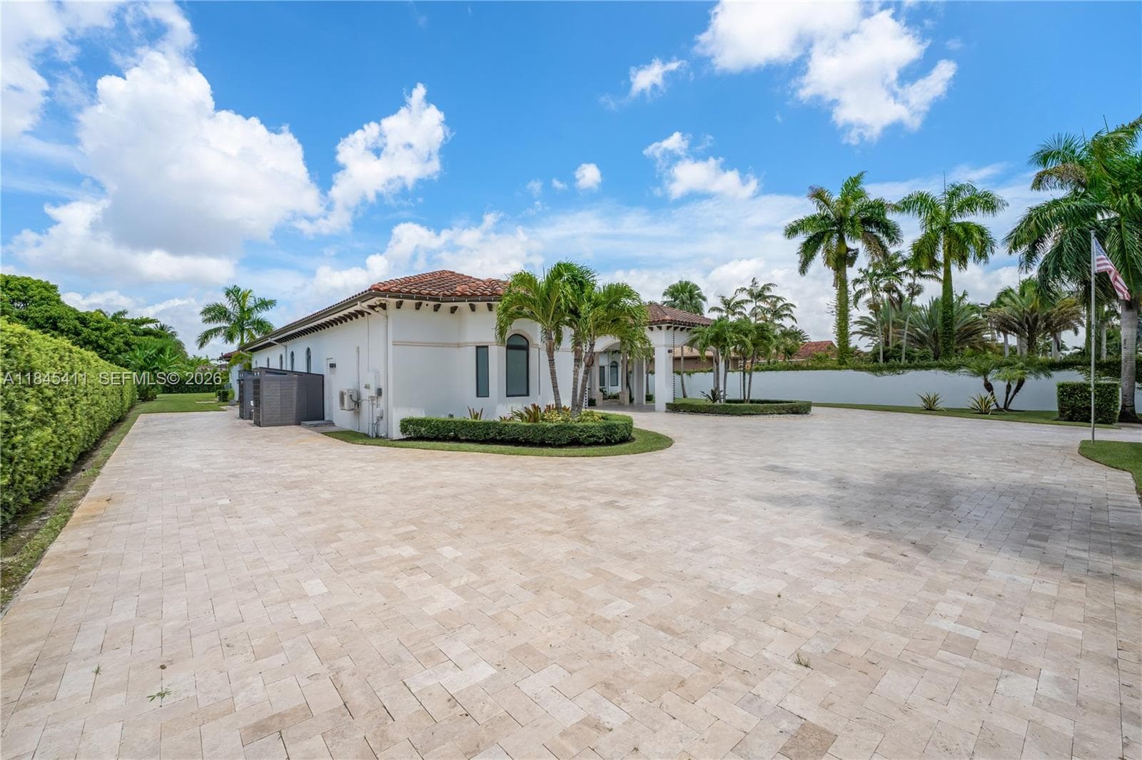 331 SW 124th Ave, Miami FL 33184 — 60
