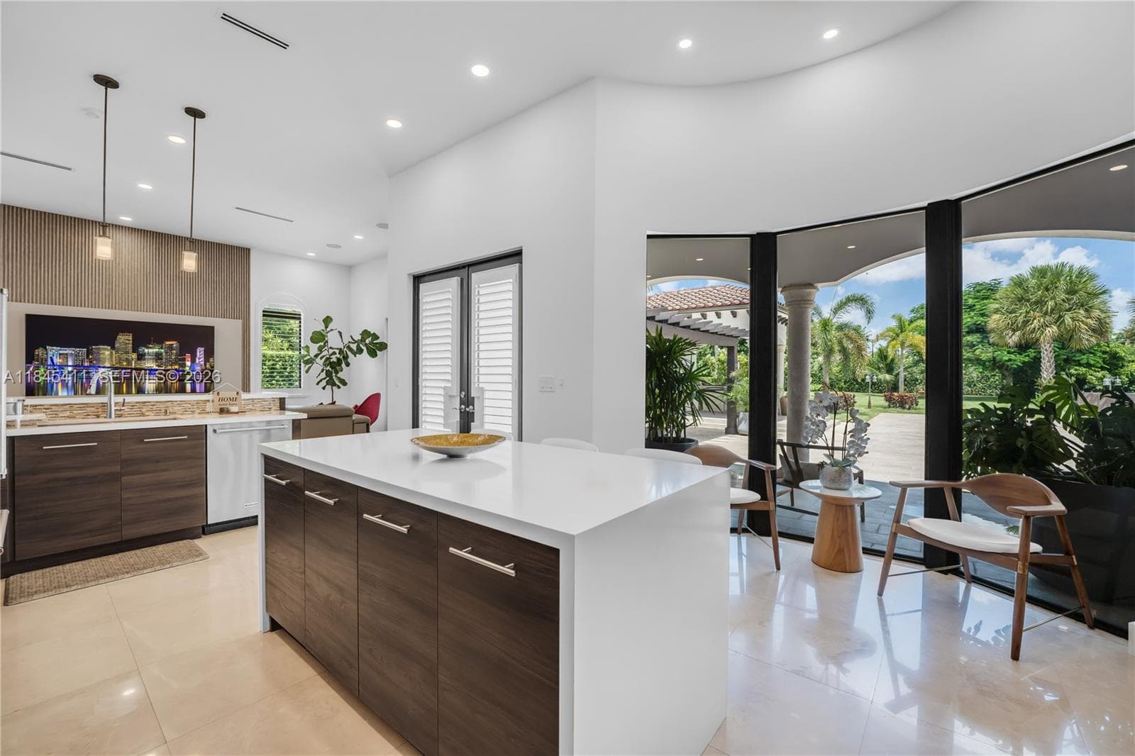 331 SW 124th Ave, Miami FL 33184 — 8