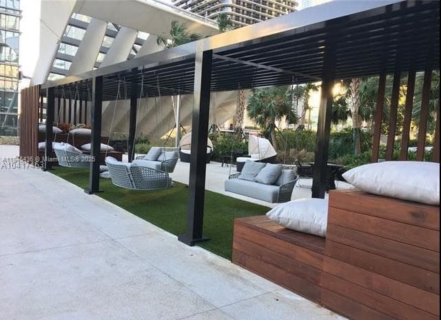 88 SW 7th St # 2603, Miami FL 33130 — 16