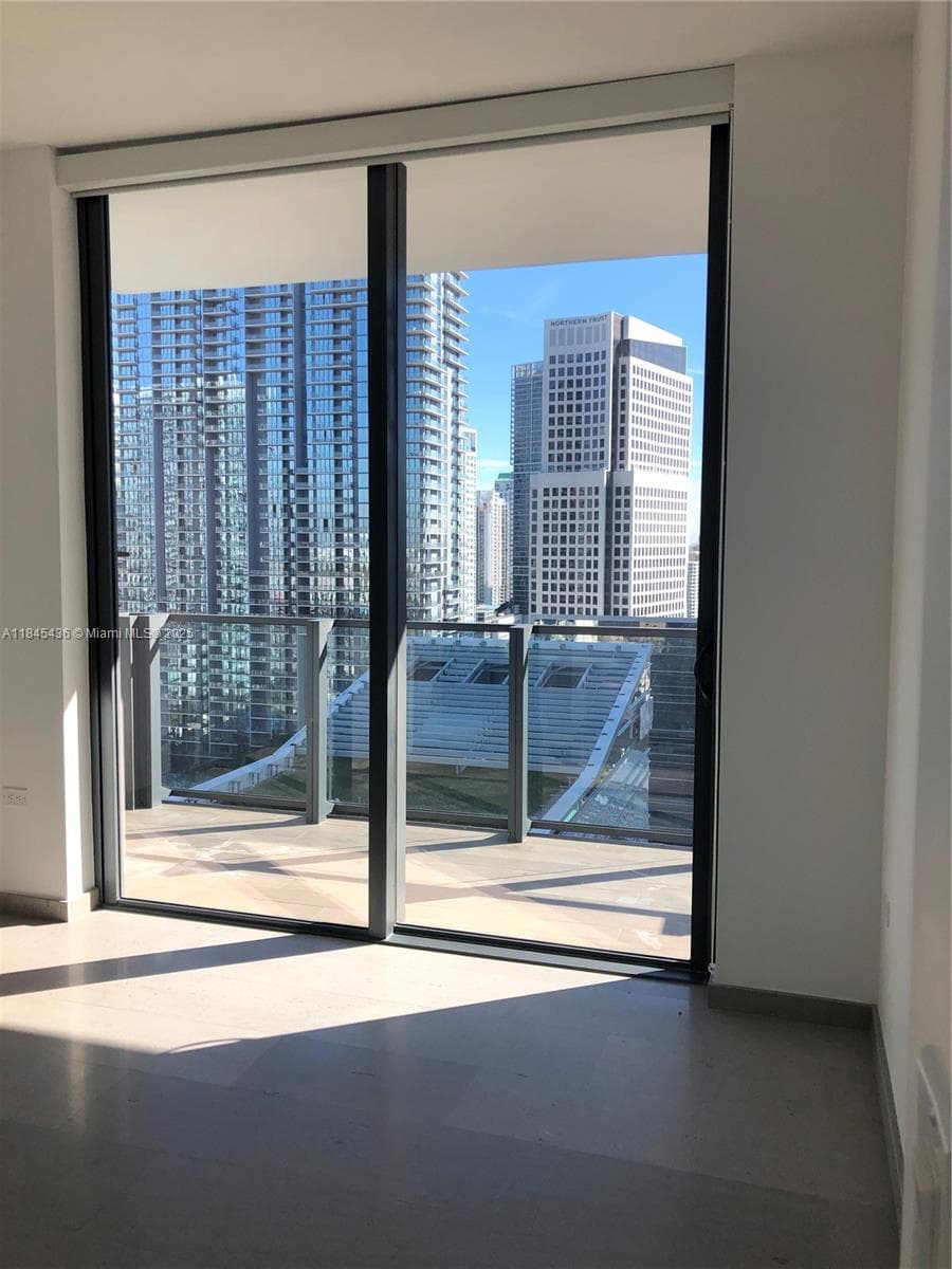 88 SW 7th St # 2603, Miami FL 33130 — 14