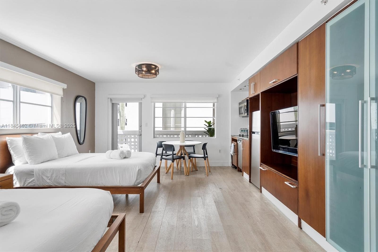1024 Ocean Dr # A207, Miami Beach FL 33139 — 7