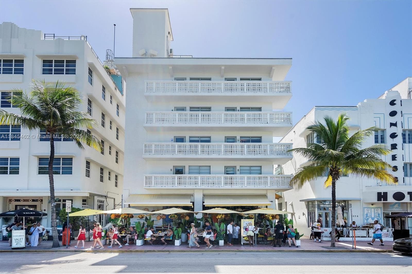 1024 Ocean Dr # A207, Miami Beach FL 33139 — 1