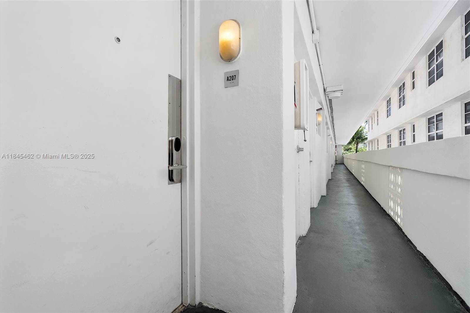 1024 Ocean Dr # A207, Miami Beach FL 33139 — 19