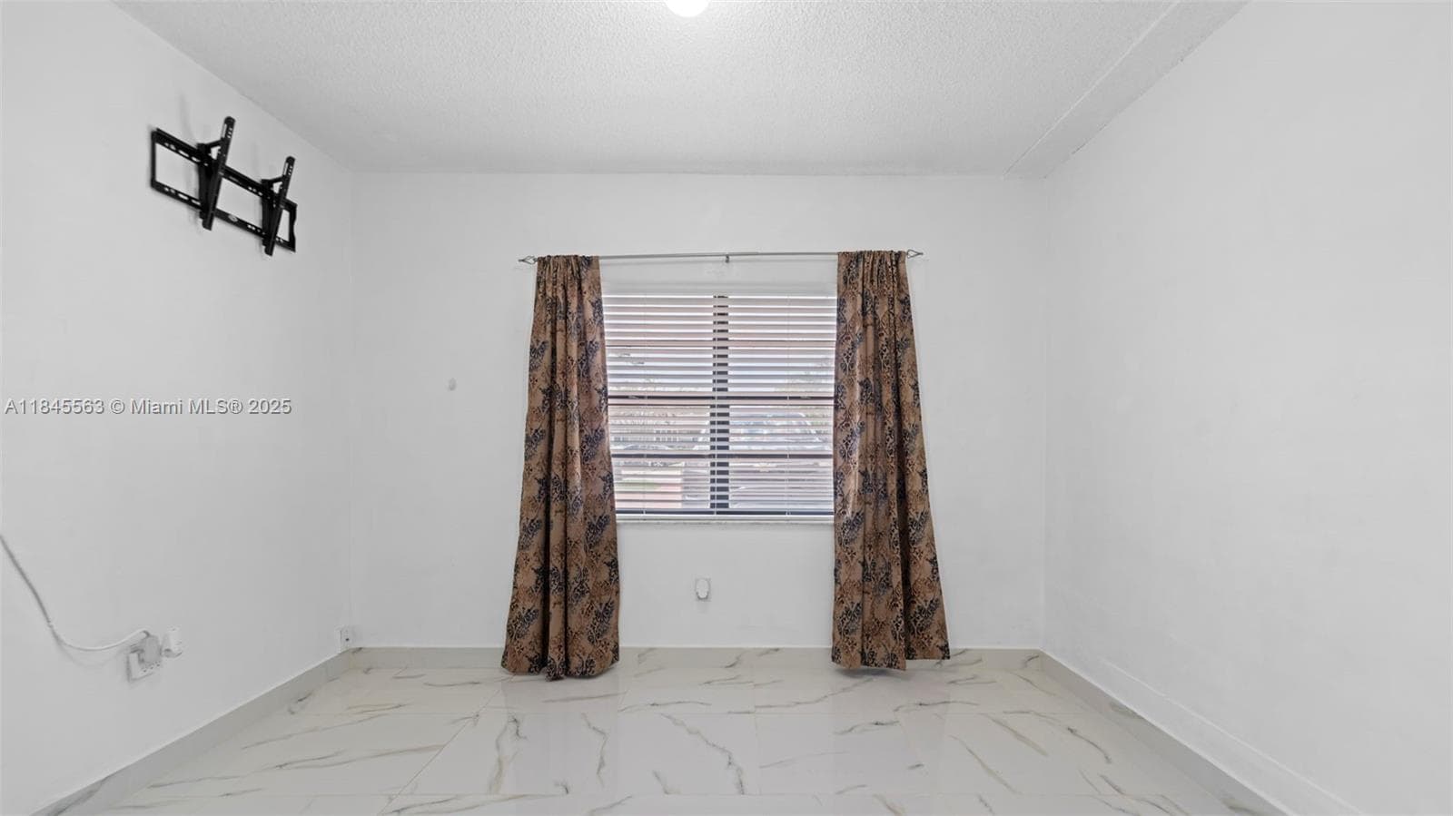 13330 SW 79th St, Miami FL 33183 — 42