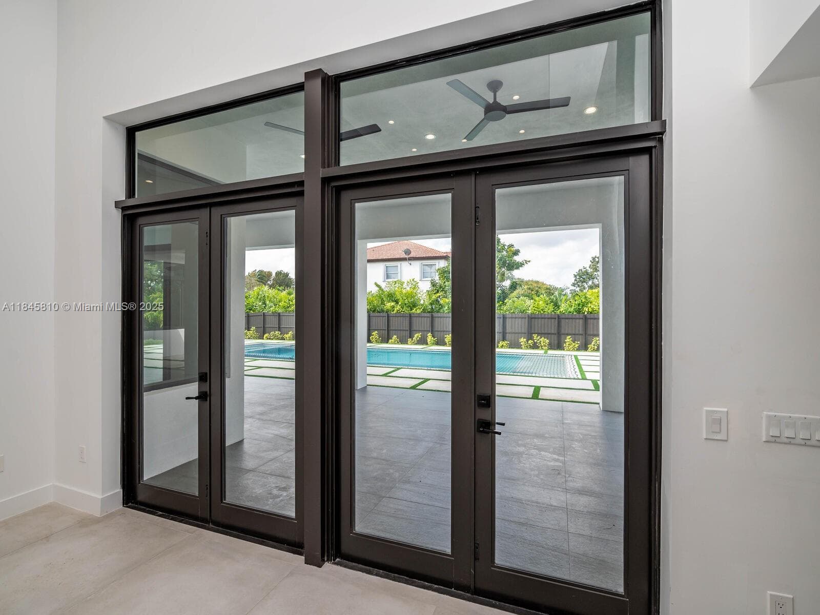 2610 SW 130th Ave, Miami FL 33175 — 23
