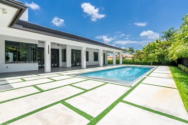2610 SW 130th Ave, Miami FL 33175 — 75