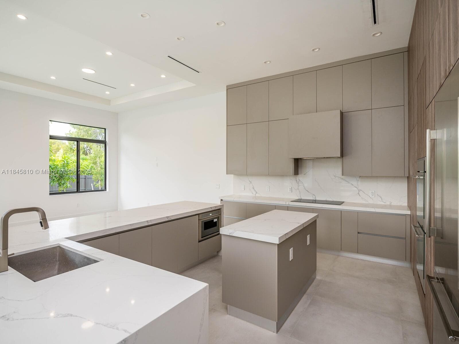 2610 SW 130th Ave, Miami FL 33175 — 38