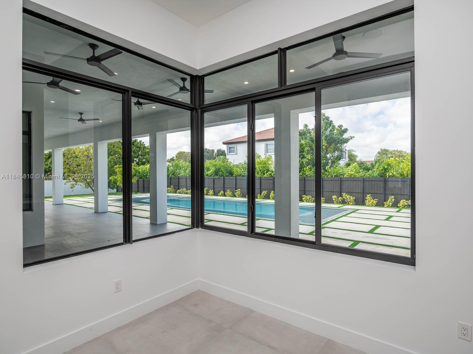 2610 SW 130th Ave, Miami FL 33175 — 40