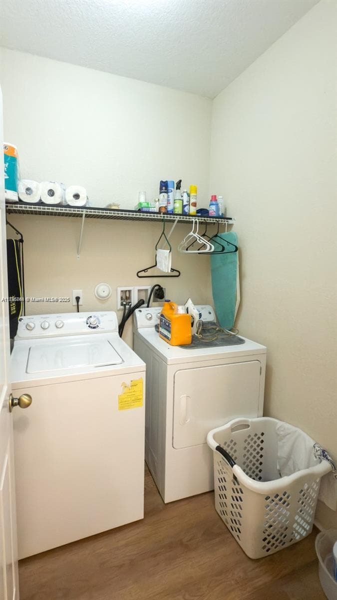1001 NE 208th St, Miami FL 33179 — 28