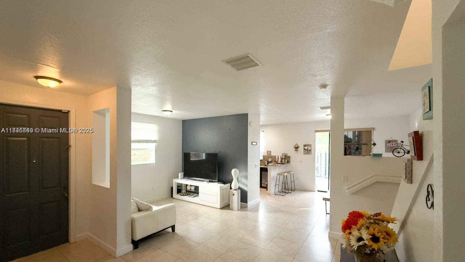 1001 NE 208th St, Miami FL 33179 — 5