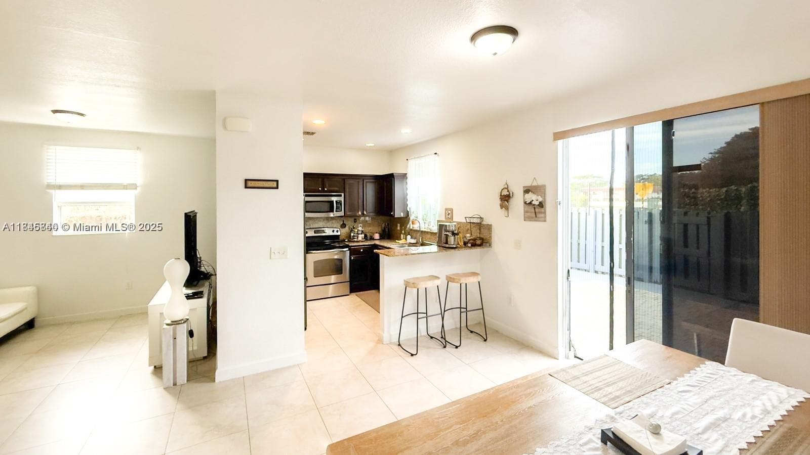 1001 NE 208th St, Miami FL 33179 — 11