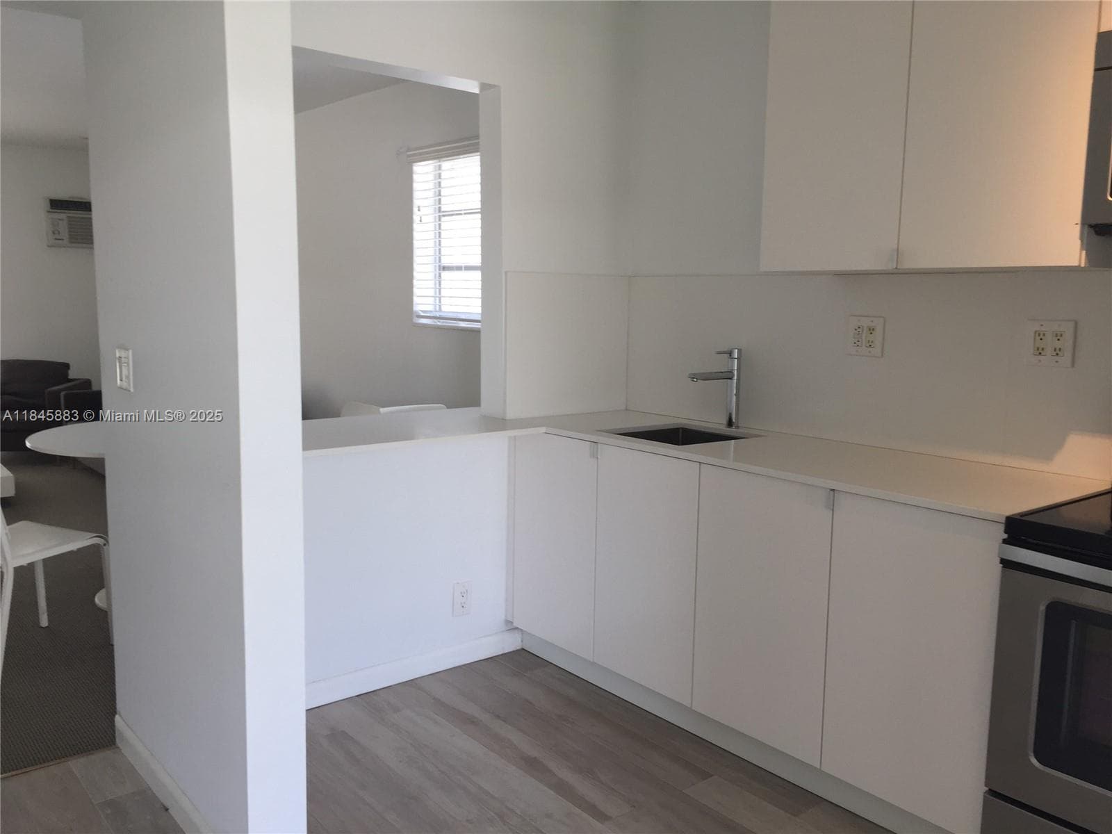 201 Sunrise Drive # 102, Key Biscayne FL 33149 — 6