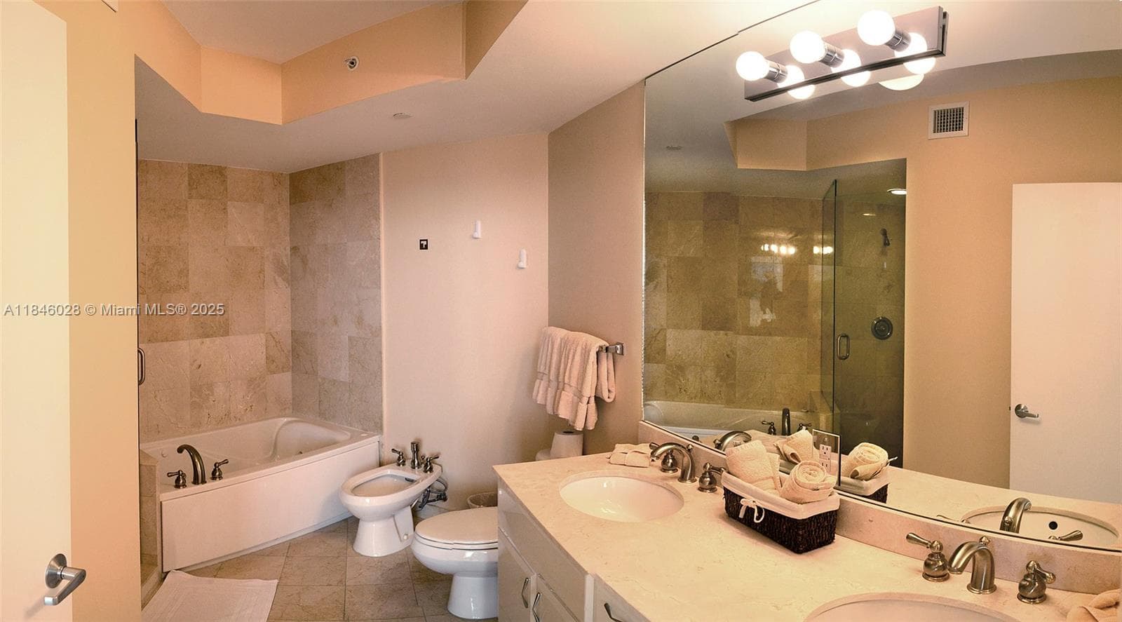 6365 Collins Ave # 3907, Miami Beach FL 33141 — 5
