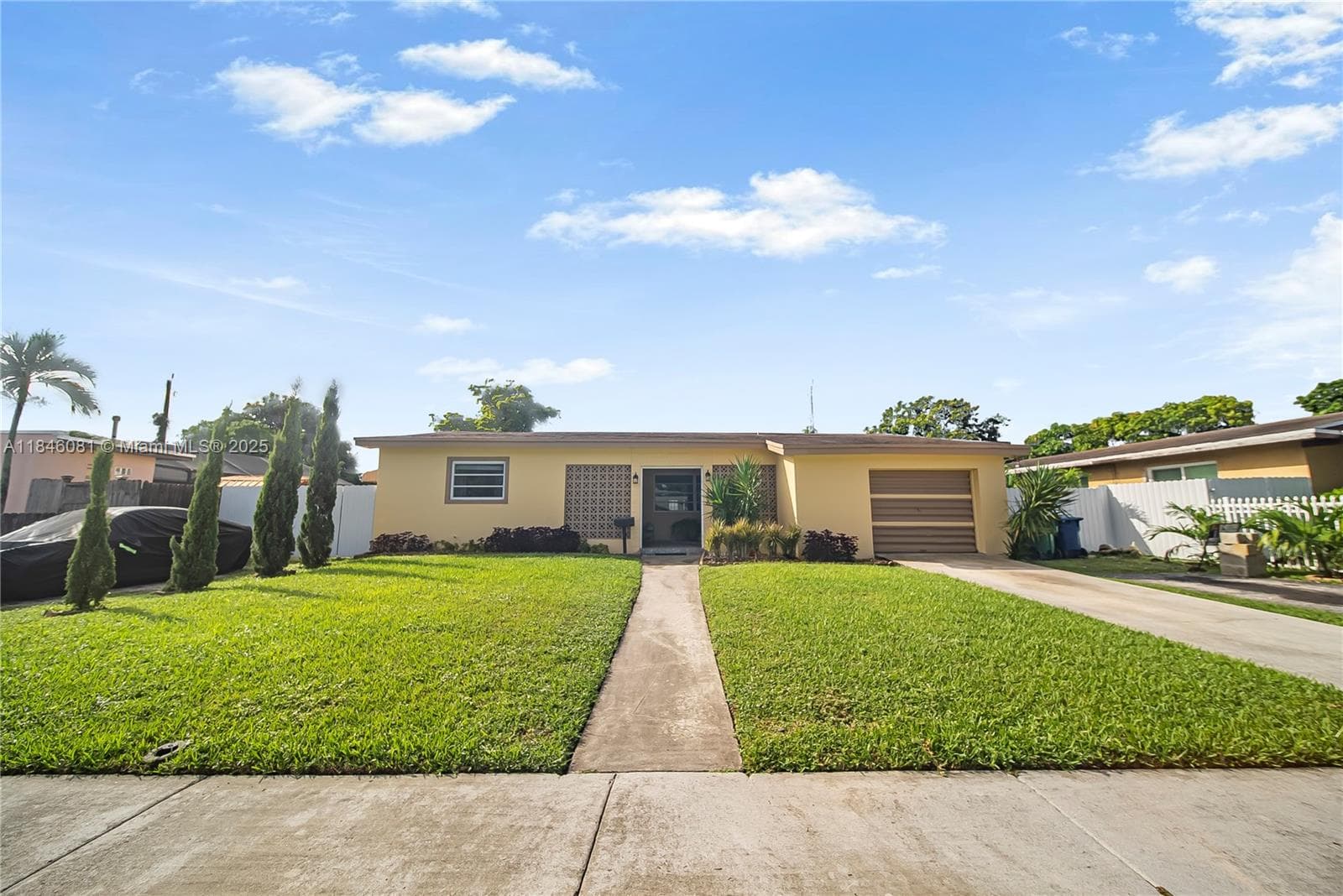 1300 NW 174th St, Miami Gardens FL 33169 — 2