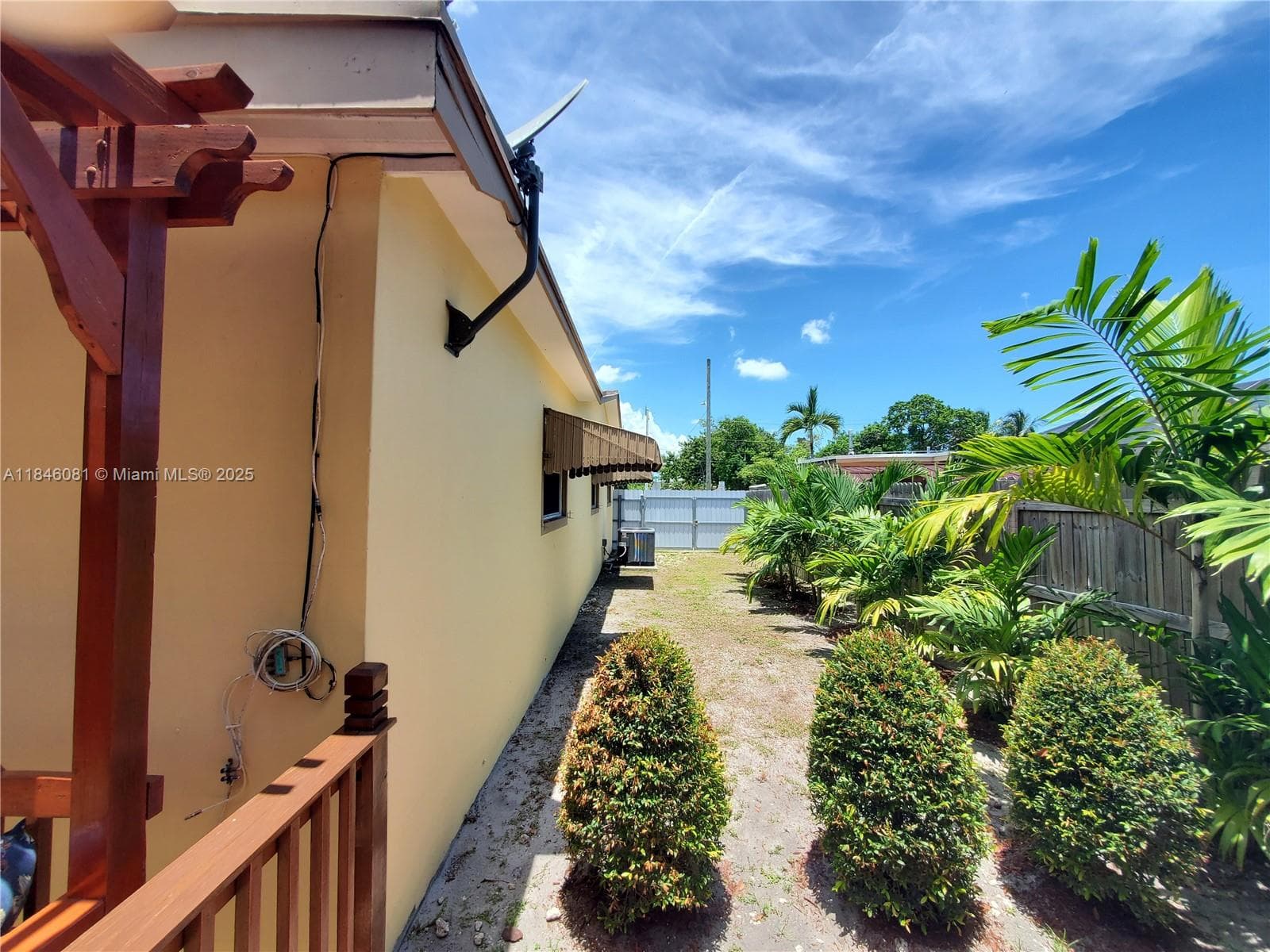 1300 NW 174th St, Miami Gardens FL 33169 — 42