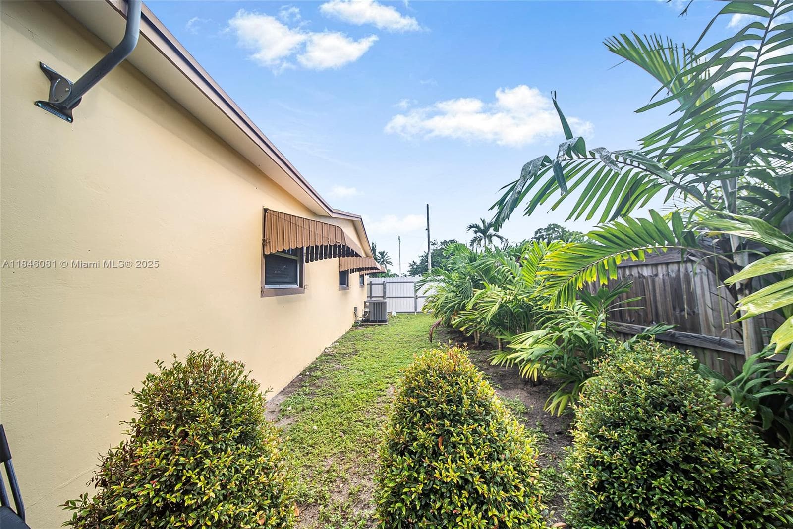 1300 NW 174th St, Miami Gardens FL 33169 — 41