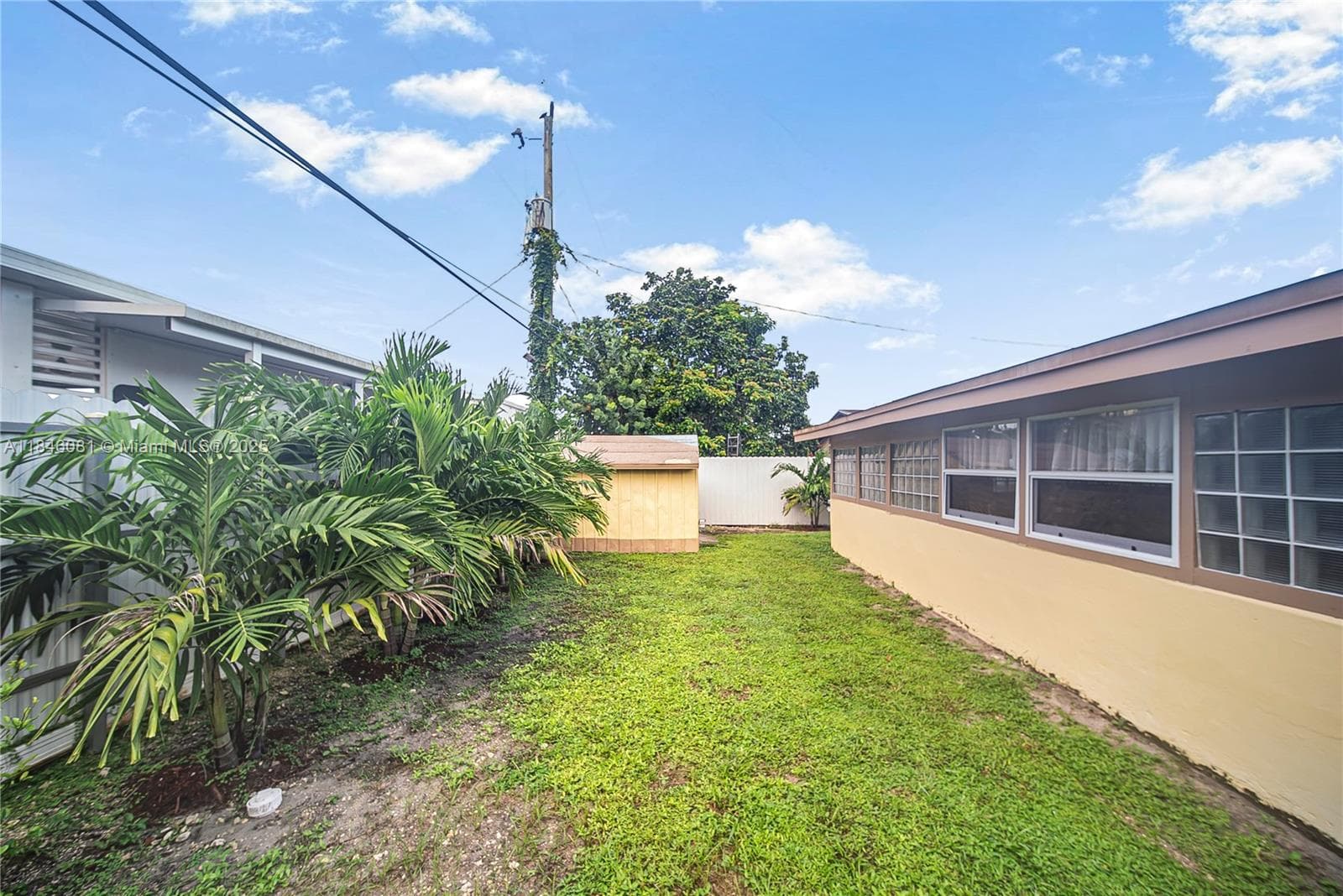 1300 NW 174th St, Miami Gardens FL 33169 — 40