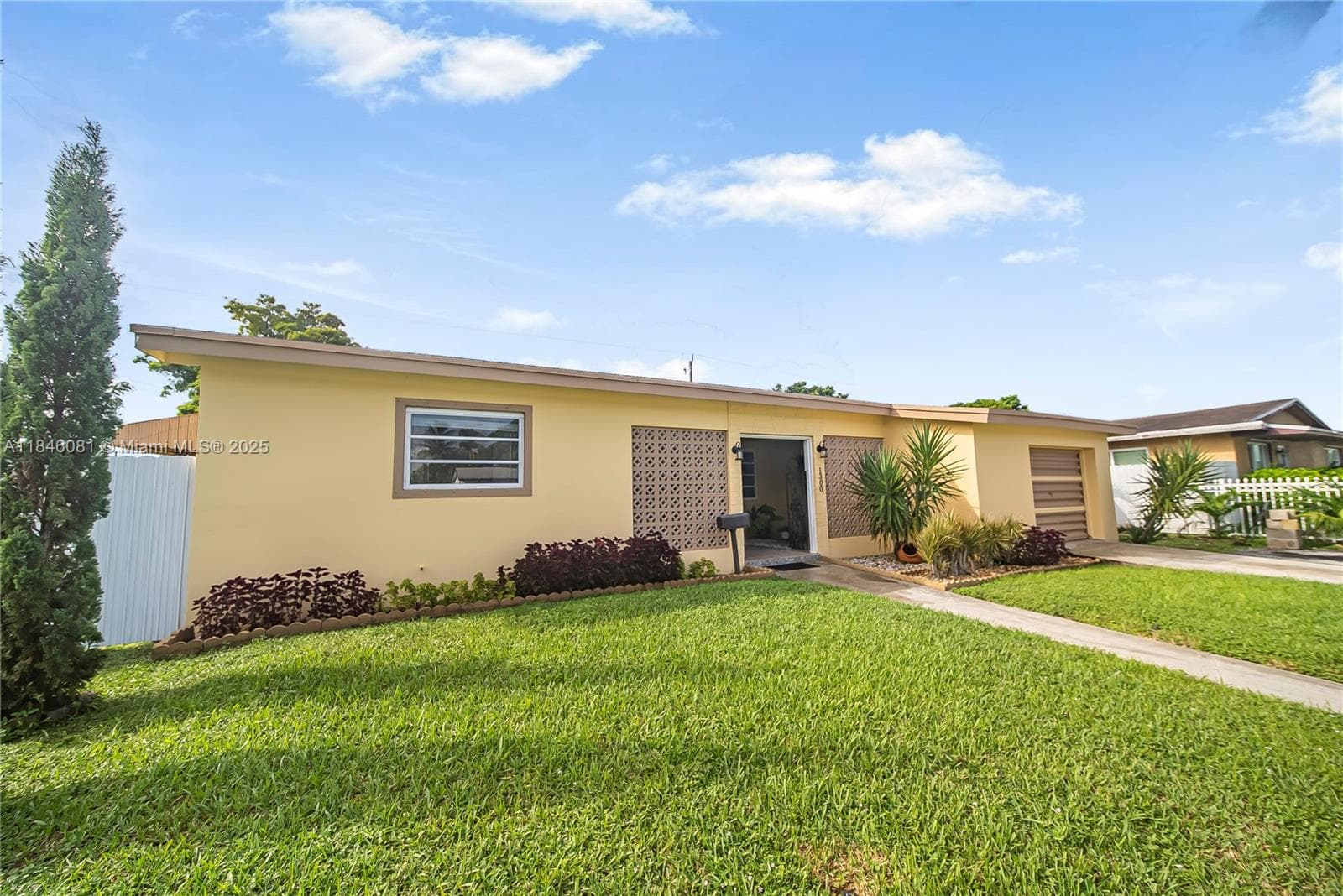 1300 NW 174th St, Miami Gardens FL 33169 — 39
