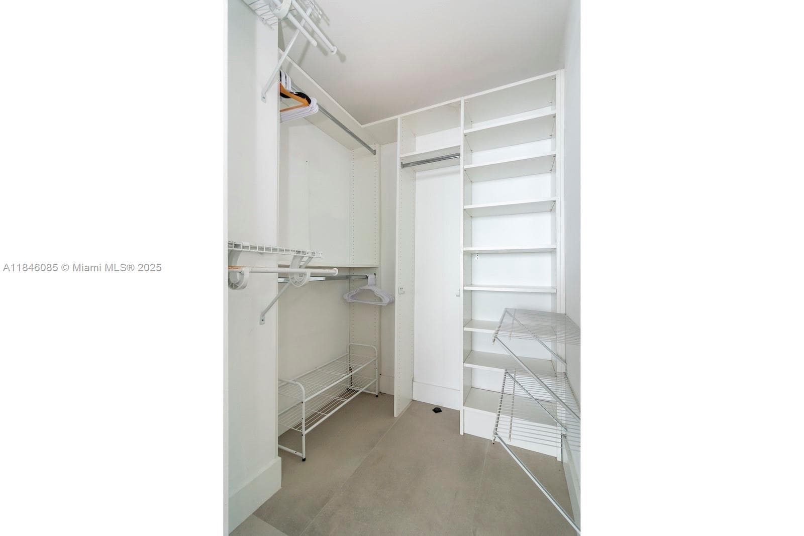 650 NE 32nd St # 4206, Miami FL 33137 — 23