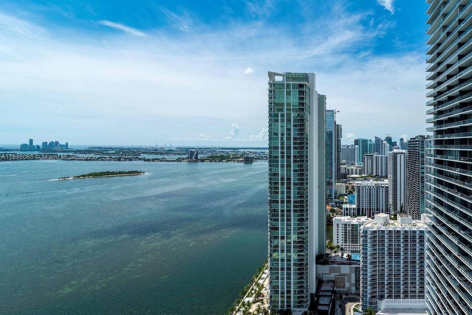 650 NE 32nd St # 4206, Miami FL 33137 — 24