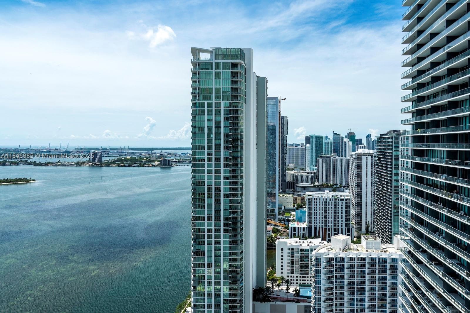 650 NE 32nd St # 4206, Miami FL 33137 — 29
