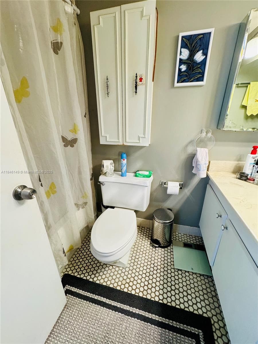18181 NE 31st Ct, Aventura FL 33160 — 23