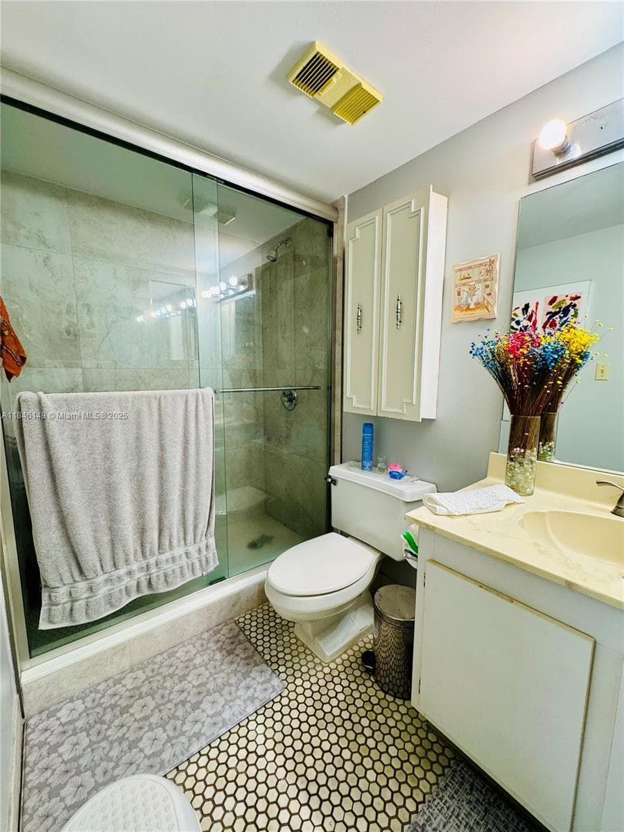 18181 NE 31st Ct, Aventura FL 33160 — 17