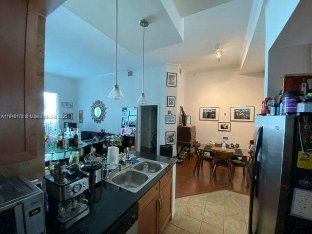 2000 N Bayshore Dr # 122, Miami FL 33137 — 9