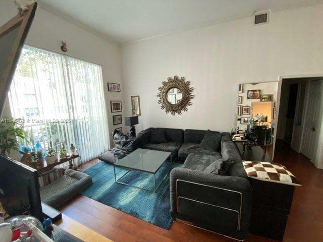 2000 N Bayshore Dr # 122, Miami FL 33137 — 8