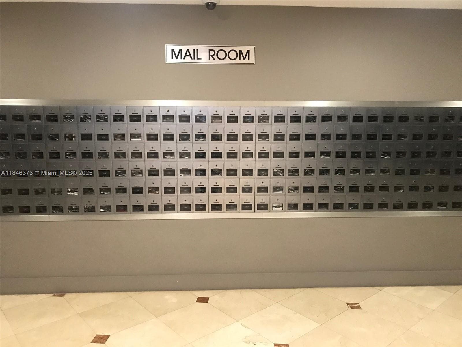100 Lincoln Rd # 1226, Miami Beach FL 33139 — 38