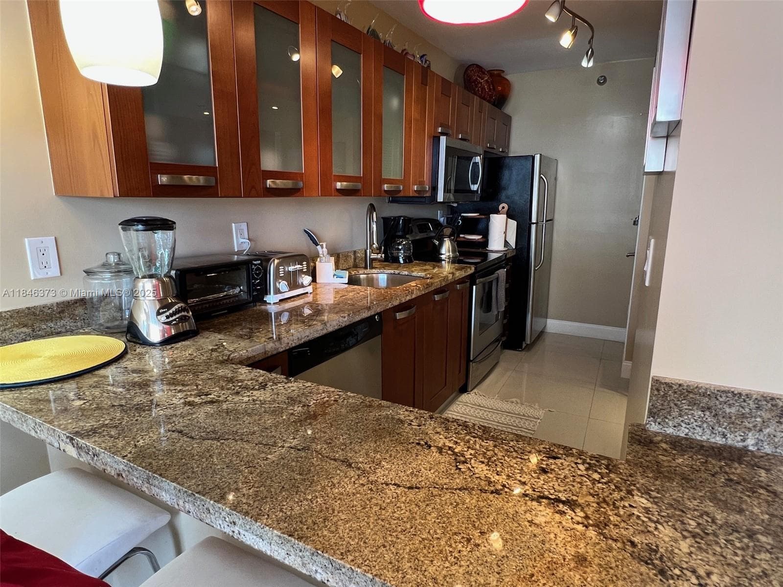 100 Lincoln Rd # 1226, Miami Beach FL 33139 — 18