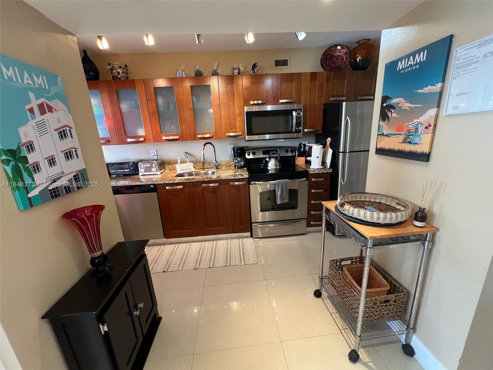 100 Lincoln Rd # 1226, Miami Beach FL 33139 — 19