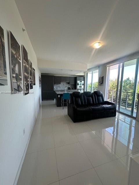 7875 NW 107th Ave # 318, Doral FL 33178 — 7