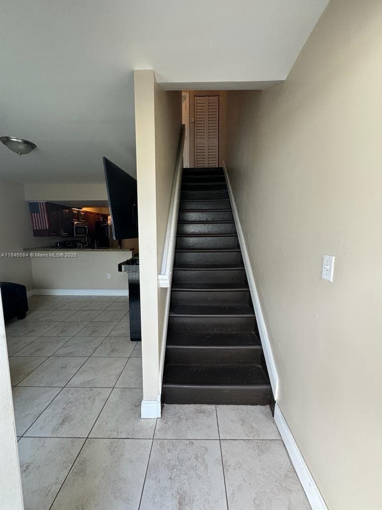 483 NW 19th St # 362, Miami FL 33136 — 5