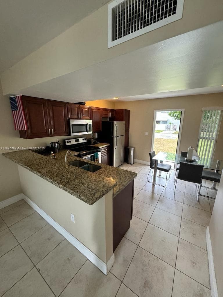 483 NW 19th St # 362, Miami FL 33136 — 10