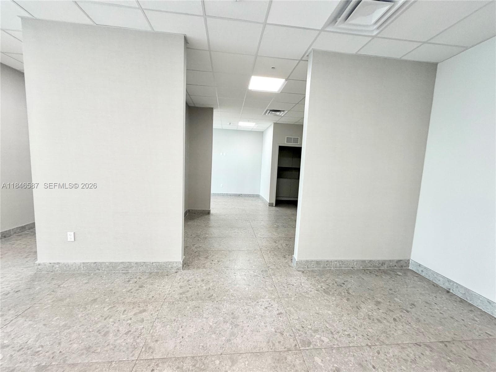 2820 NE 214th St # 1001, Aventura FL 33180 — 6