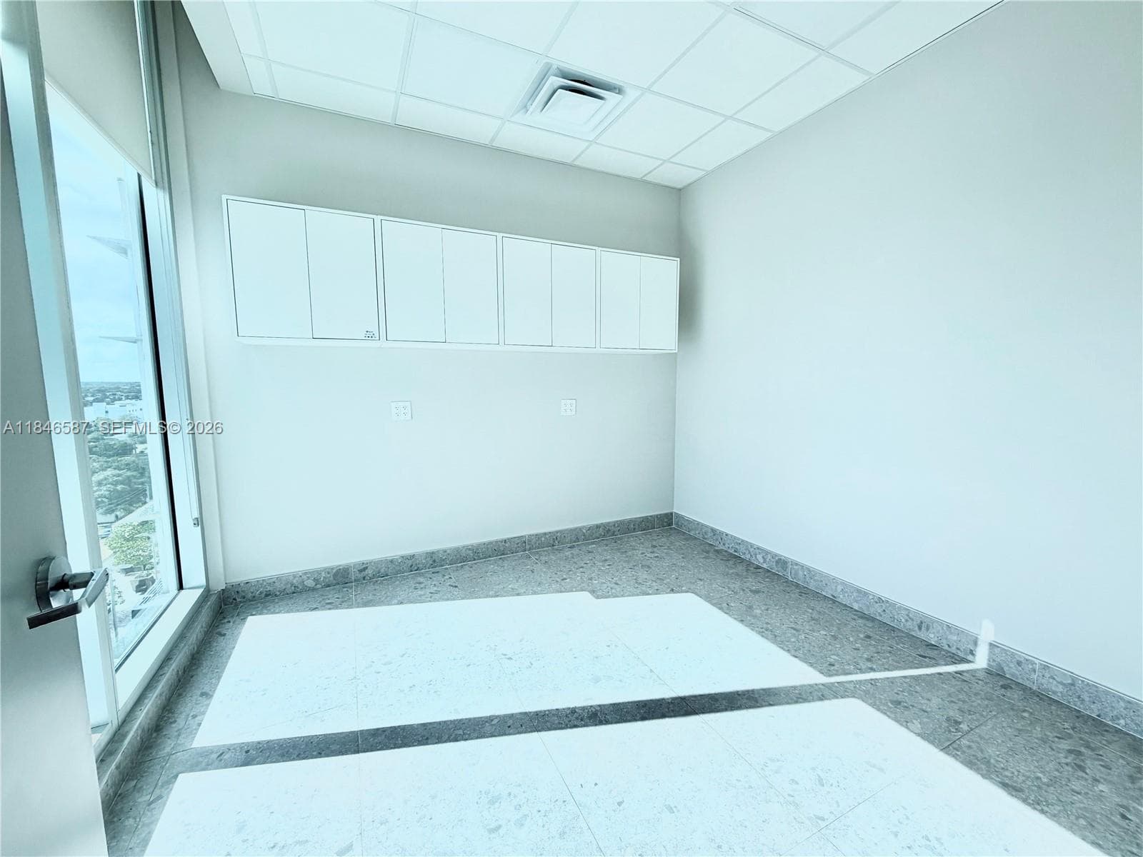 2820 NE 214th St # 1001, Aventura FL 33180 — 13