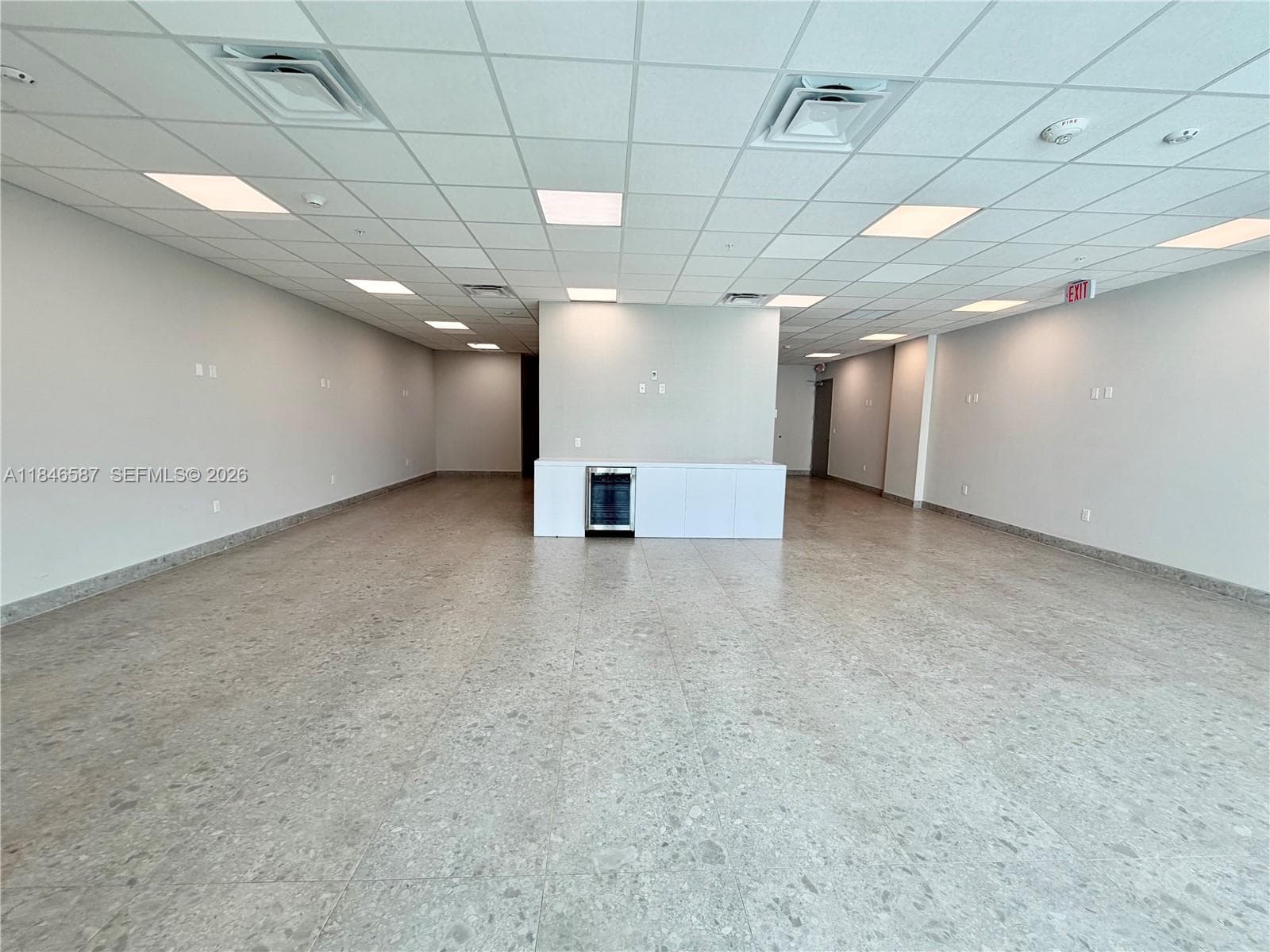 2820 NE 214th St # 1001, Aventura FL 33180 — 1