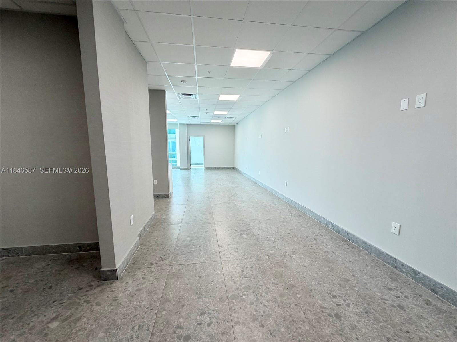 2820 NE 214th St # 1001, Aventura FL 33180 — 11
