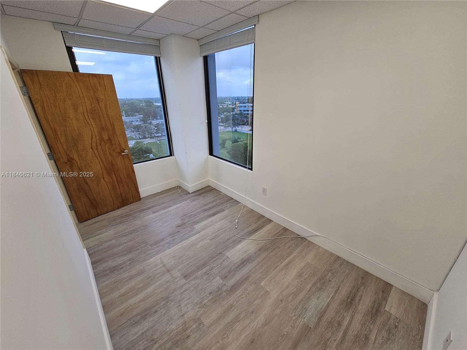 12550 Biscayne Blvd # 11, North Miami FL 33181 — 9
