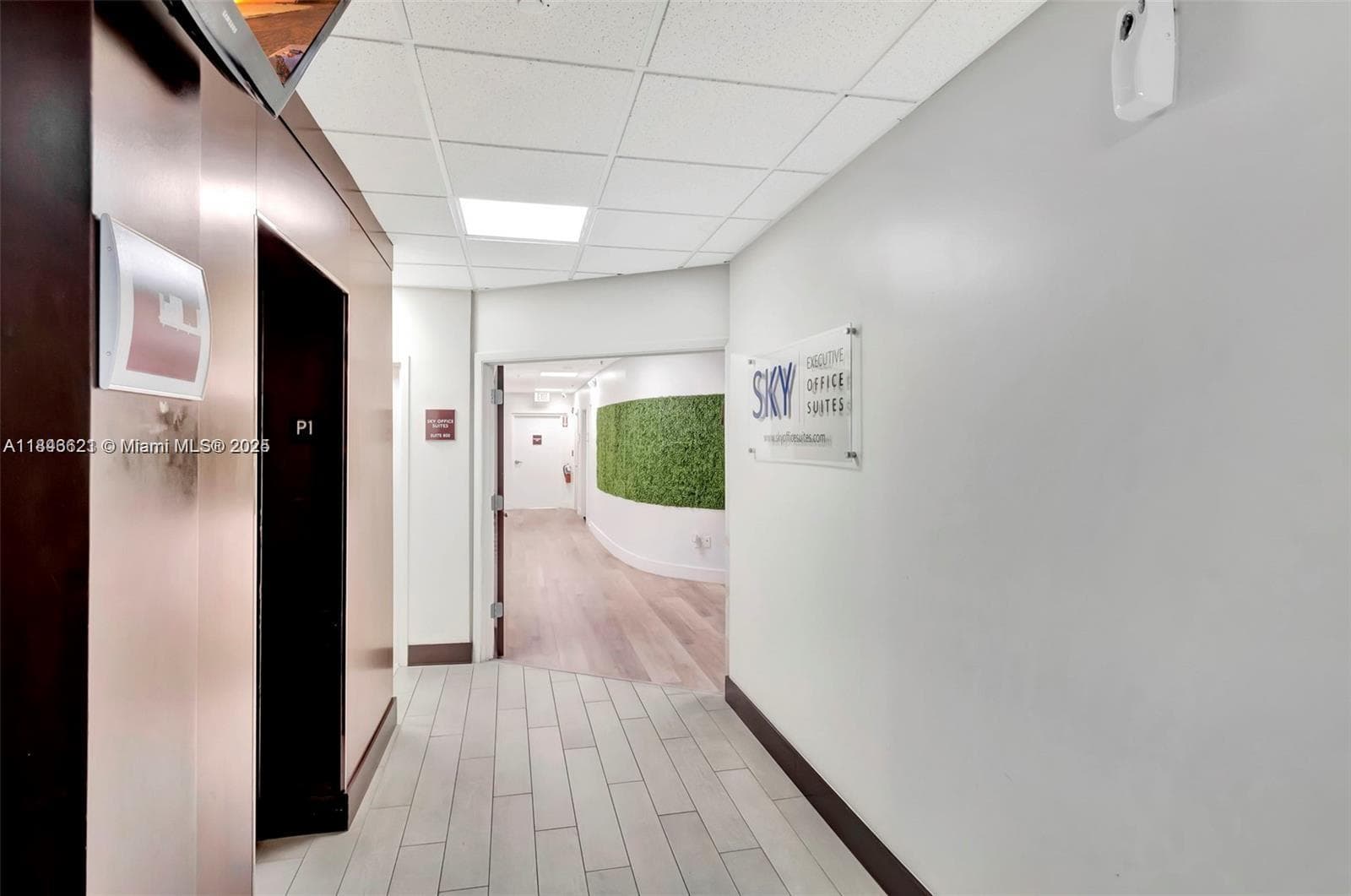 12550 Biscayne Blvd # 11, North Miami FL 33181 — 10