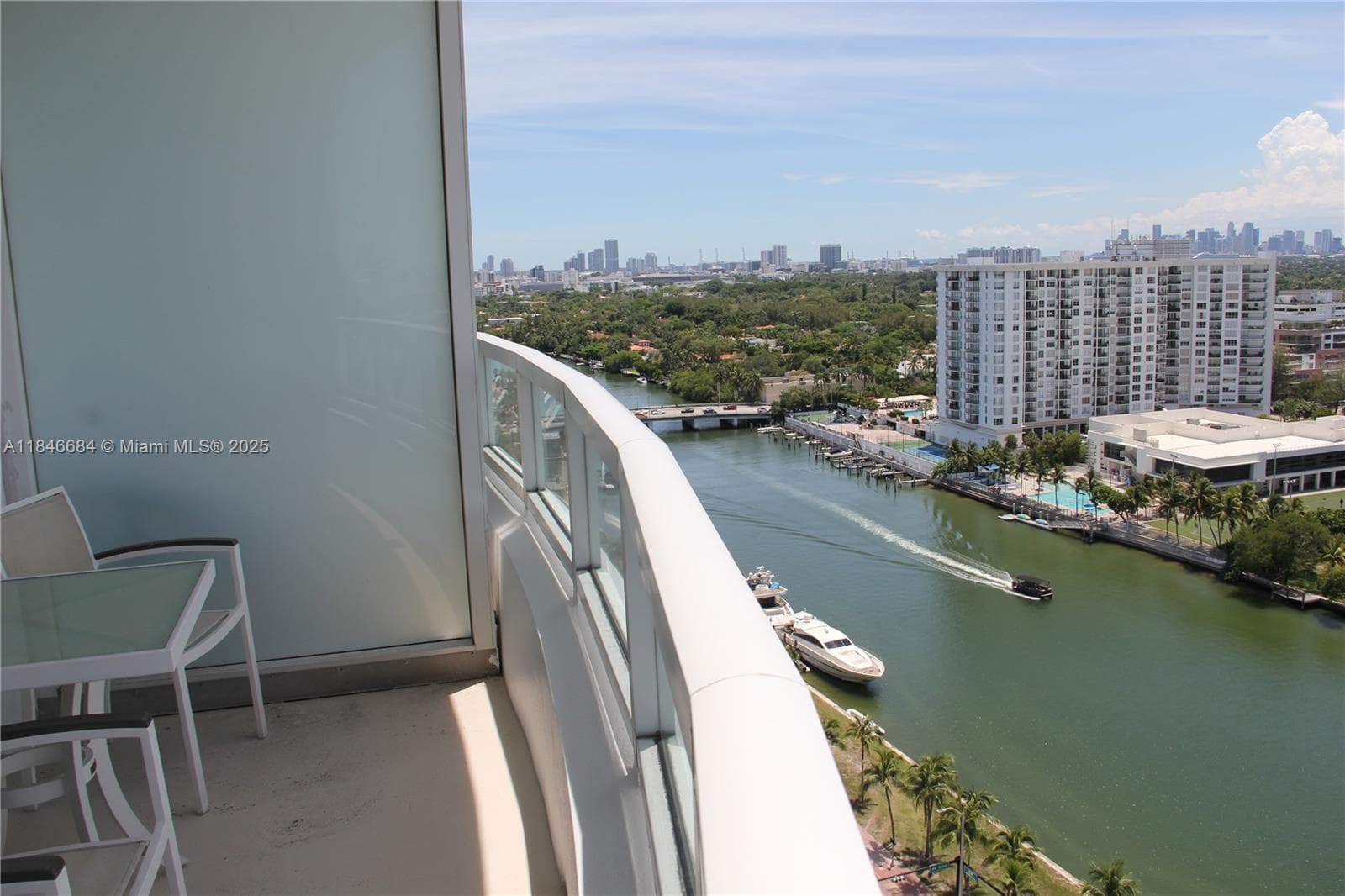 4401 Collins Ave, Miami Beach FL 33140 — 46
