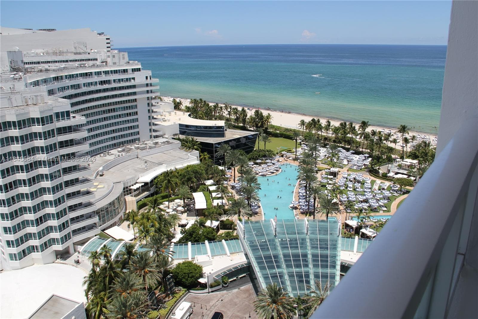 4401 Collins Ave, Miami Beach FL 33140 — 26
