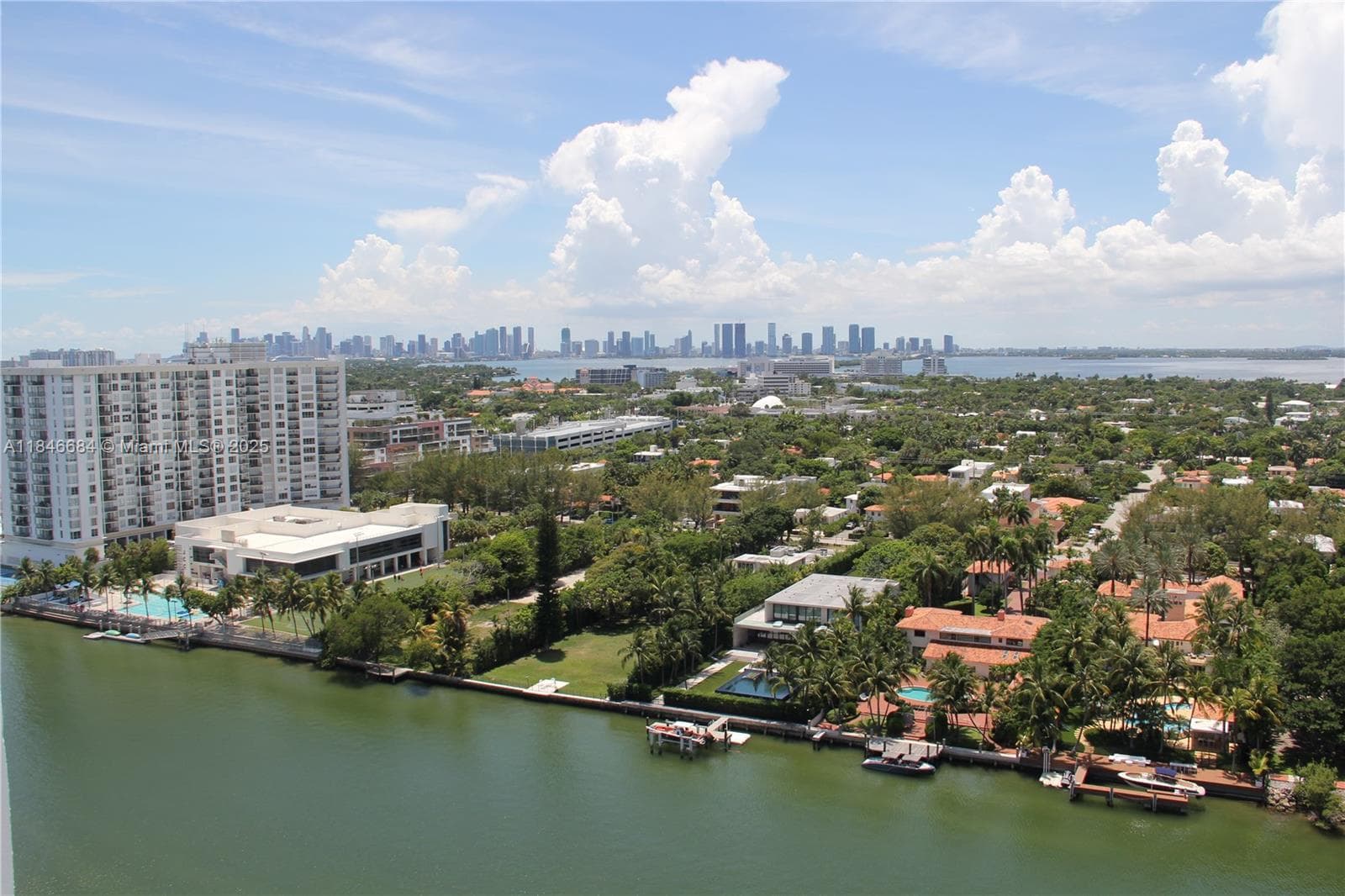 4401 Collins Ave, Miami Beach FL 33140 — 37