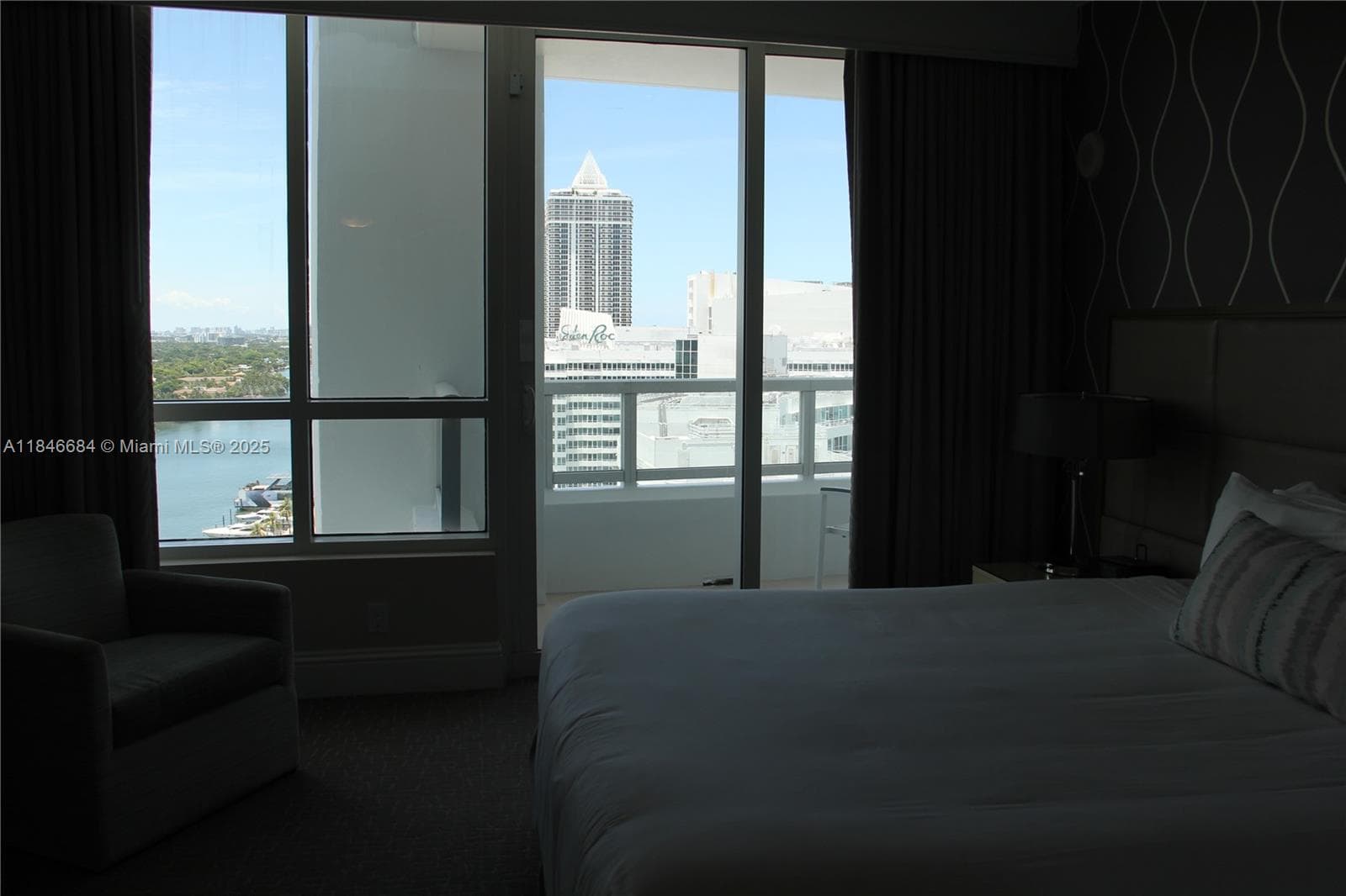 4401 Collins Ave, Miami Beach FL 33140 — 19