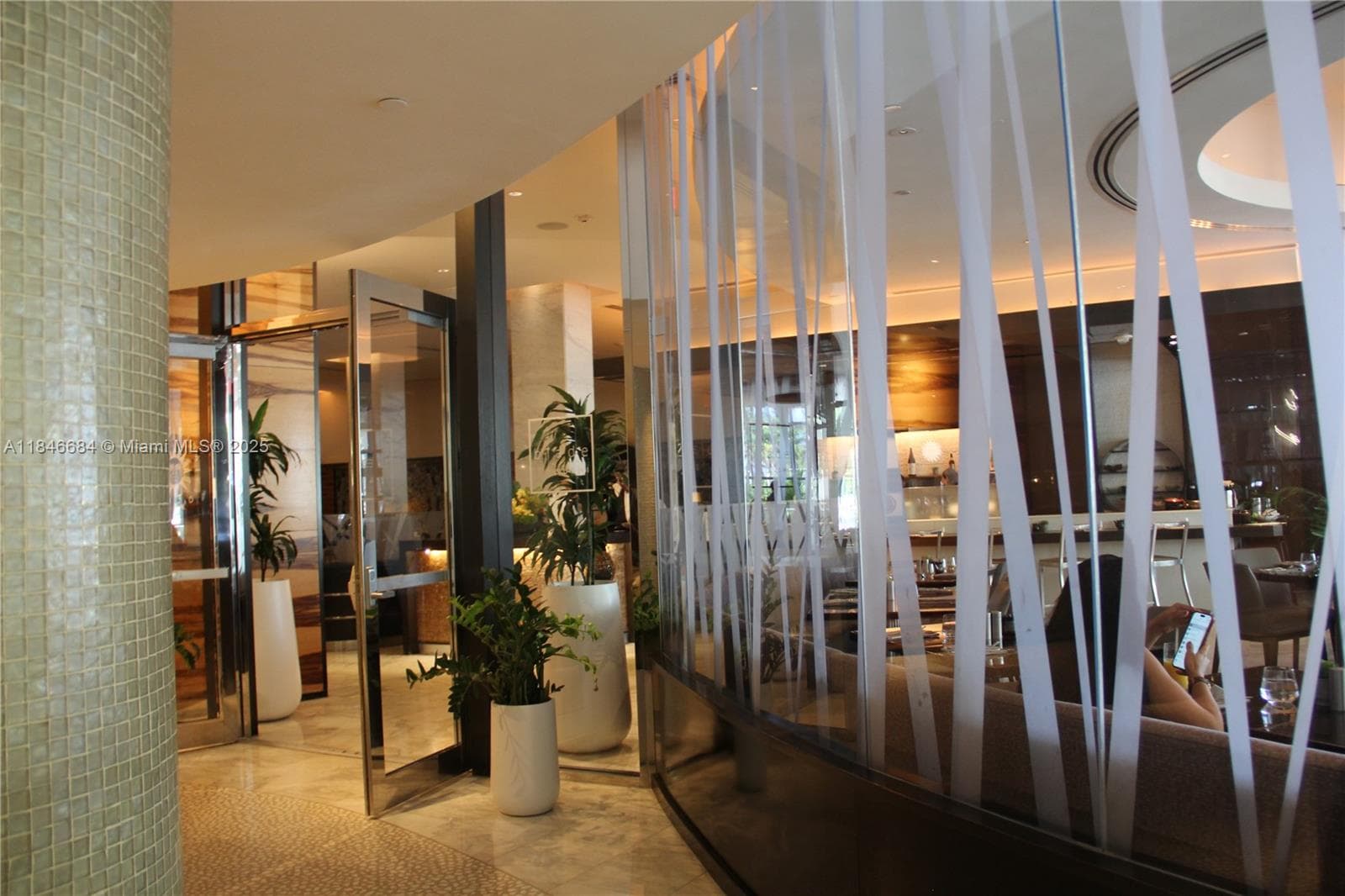 4401 Collins Ave, Miami Beach FL 33140 — 85